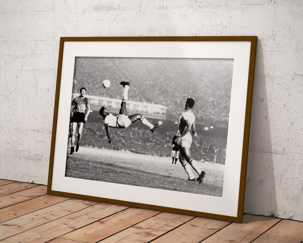 Pele Bicycle kick Poster, Brazil Football star Canvas Wall art print, Soccer Sports poster - Image 4