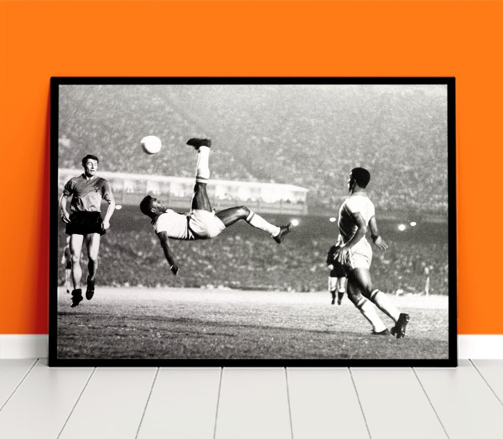 Pele Bicycle kick Poster, Brazil Football star Canvas Wall art print, Soccer Sports poster - Image 7