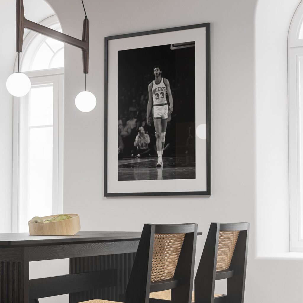 Kareem Abdul-Jabbar poster, NBA Milwaukee Bucks Canvas wall art, Basketball print, Iconic sports poster - Image 8